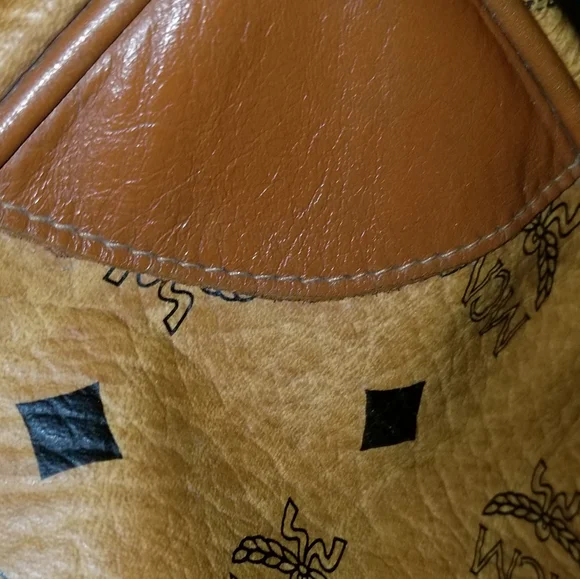 VINTAGE  MCM luggage  laptop carry on detachable strql bag - Picture 15 of 16